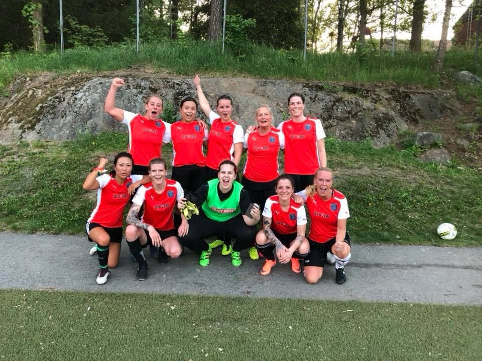 Stockholm All Stripes damfotbollssektion 2018